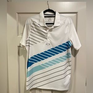 Oakley Men’s Golf Shirt size Medium